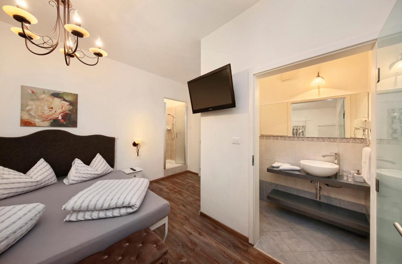 Garni Villa Tyrol - Adults Only Merano Exterior photo